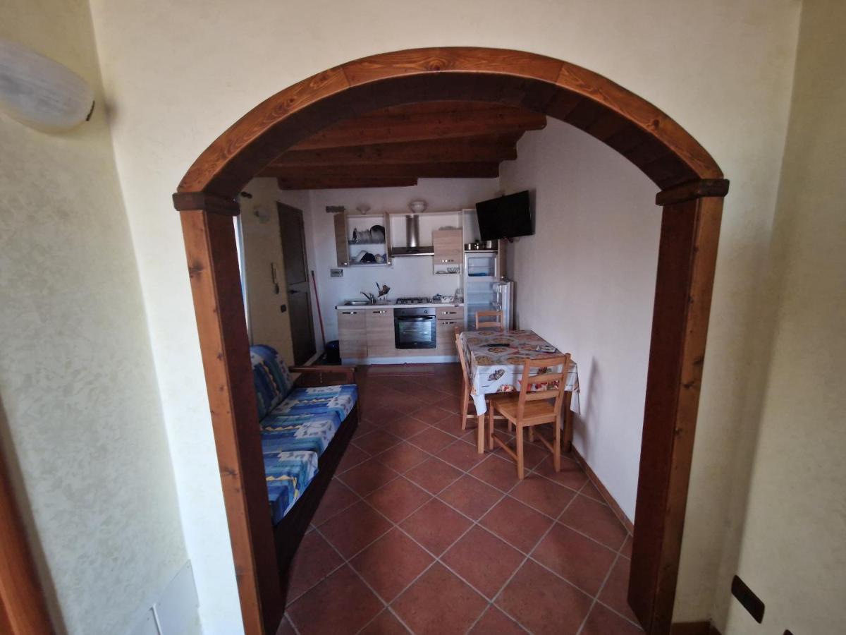 Monolocali In Centro Paese Apartment LMP Екстериор снимка